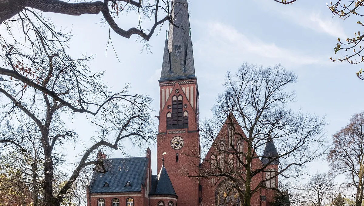 Auenkirche außen 