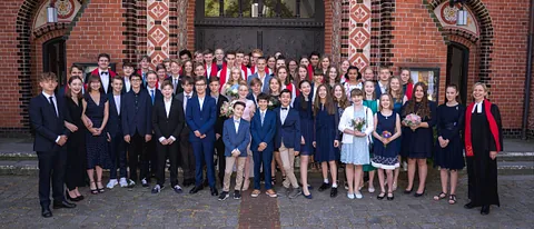 Auenkirche Konfirmation außen